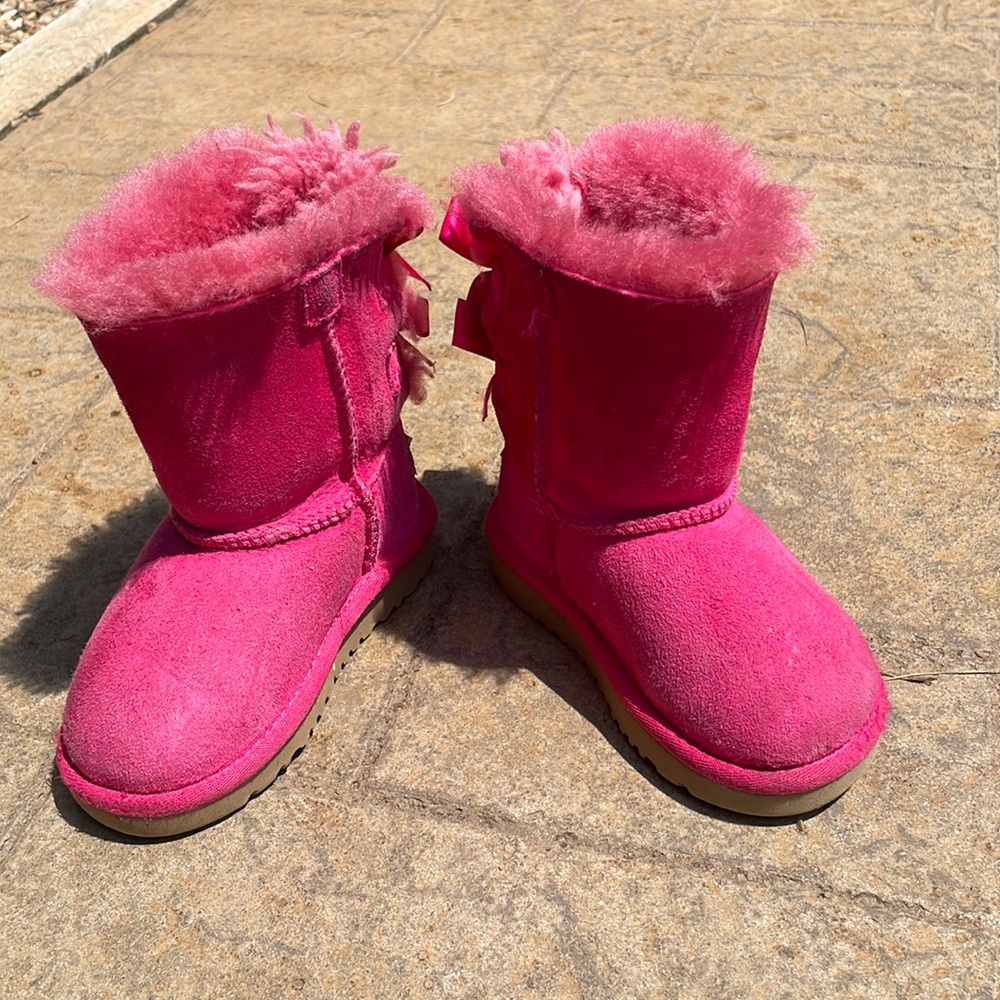 UGG Pink Bailey Bows